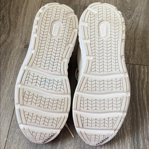 Brooks All-White Athletic Sneakers - Picture 9 of 9